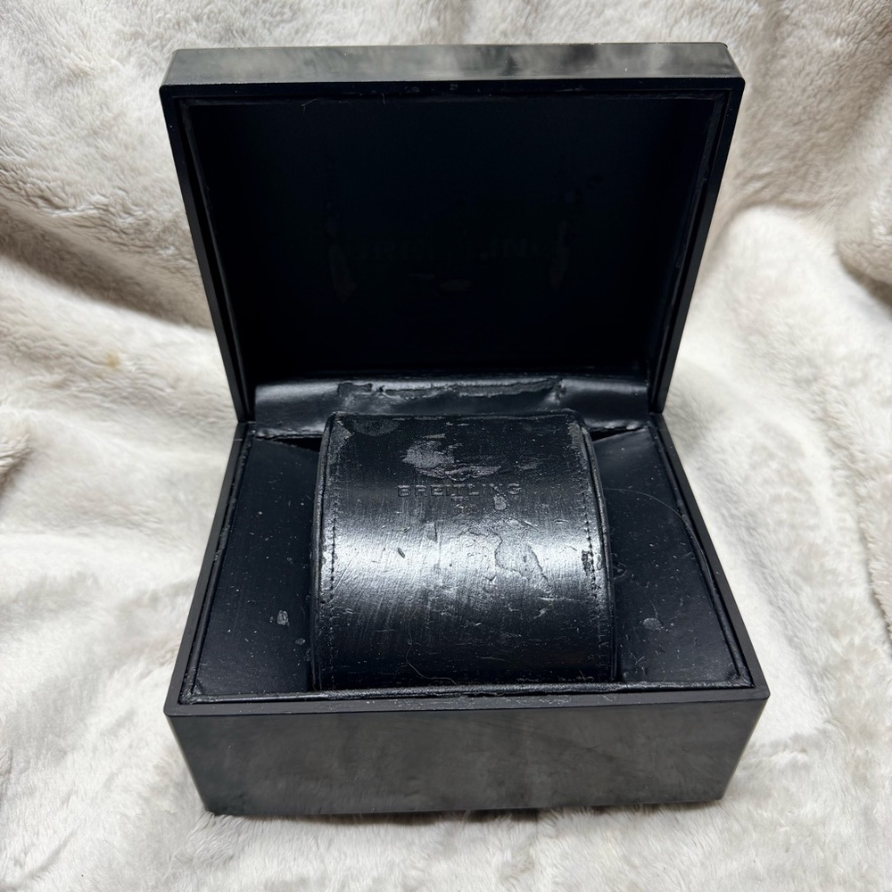 BREITLING Black Laminated Wooden Watch Box 6x4.75x3.10 inches